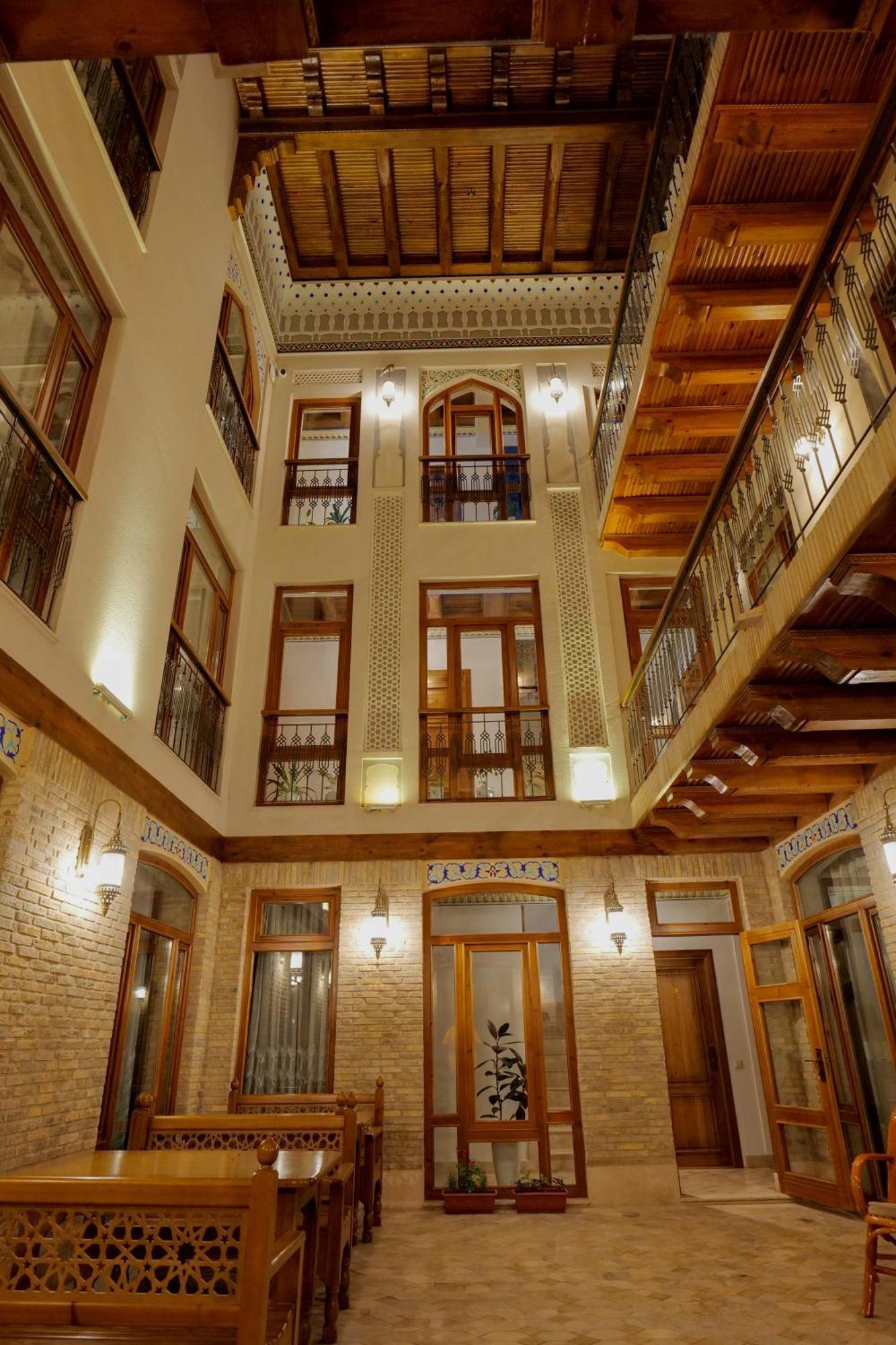 Istat Boutique Hotel ブハラ エクステリア 写真